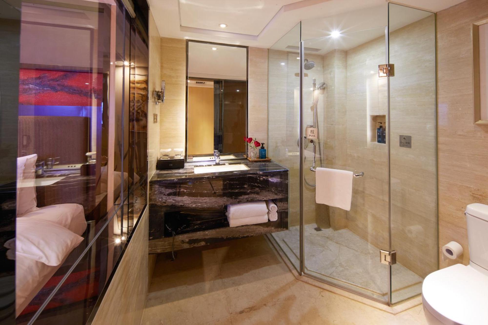 Celebrity Upper Class Hotel Chengdu Exterior photo