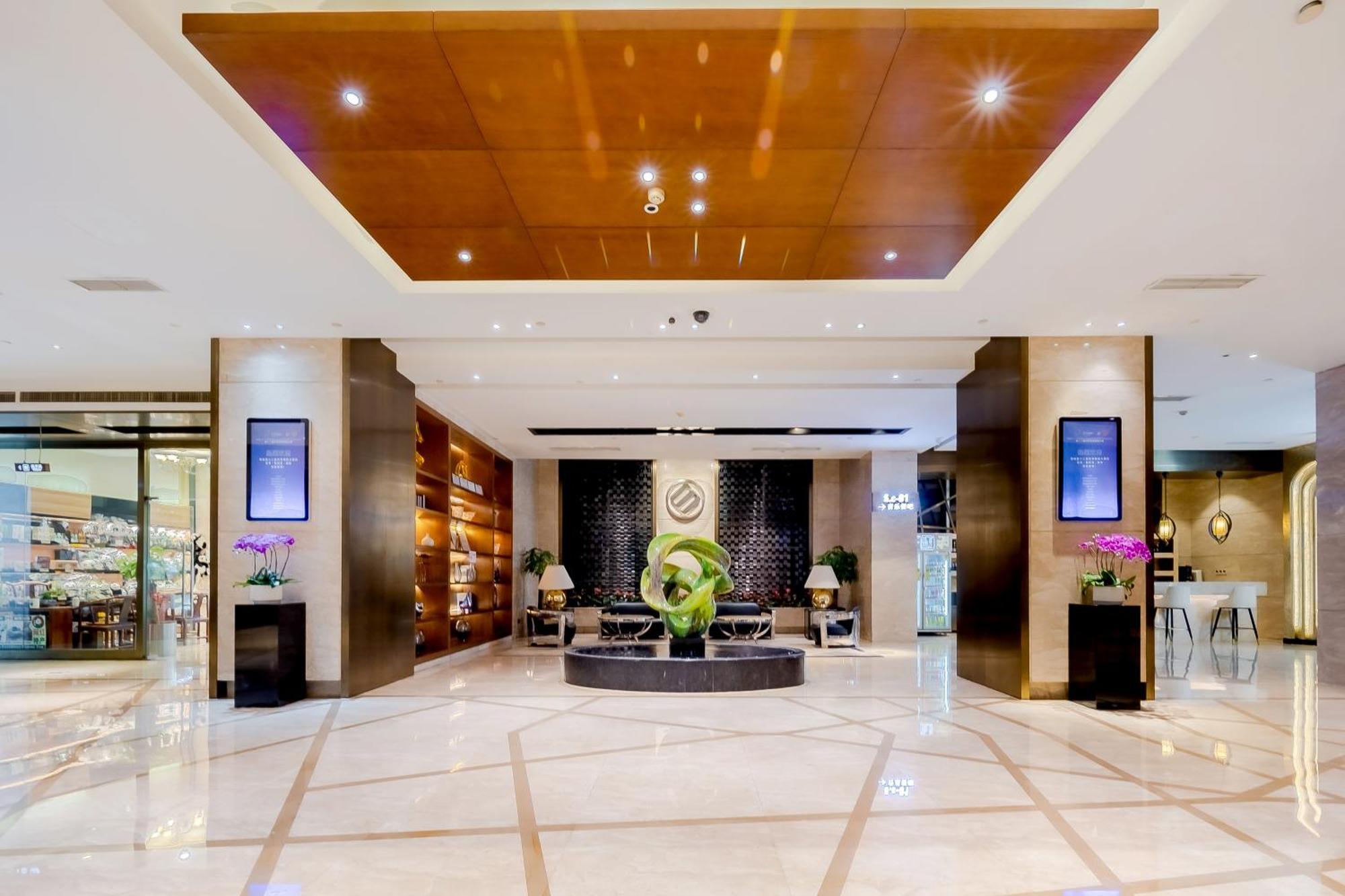 Celebrity Upper Class Hotel Chengdu Exterior photo